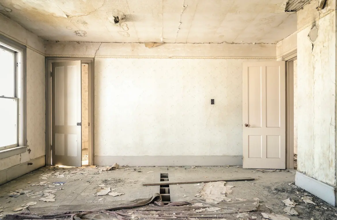 Waste disposal crew managing a cleanout project in Fort Myers Shores